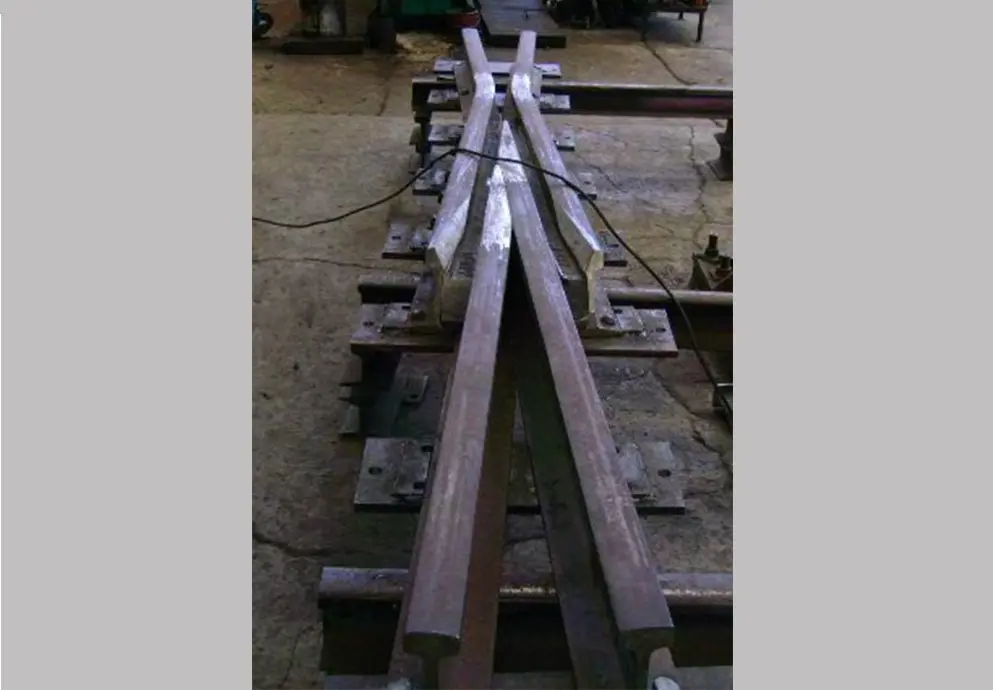 SAPO TIPO INDUSTRIAL No.8 DE 115 LB/YD